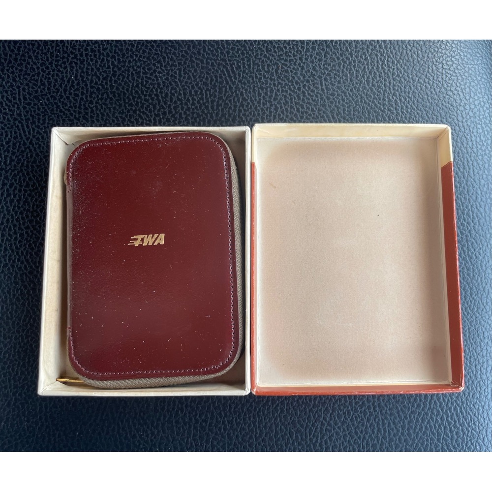 TWA Travel Wallet Burgundy Excellent Vintage King Leathers Zippered Box